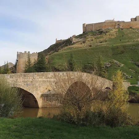 בית הארחה Rural En El Canon Del Rio Lobos אוסרו