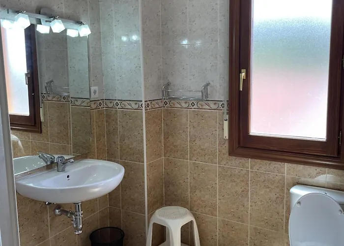 호스텔 Rural En El Canon Del Rio Lobos *