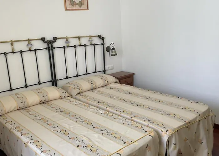 Rural En El Canon Del Rio Lobos 호스텔 *