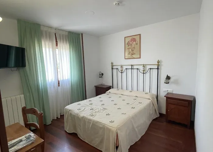 호스텔 Rural En El Canon Del Rio Lobos 우세로